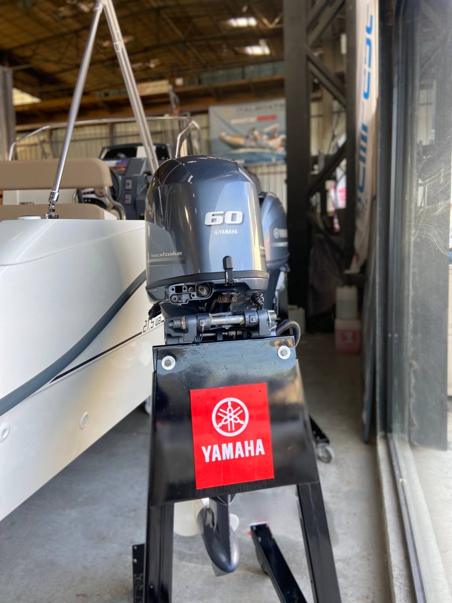 VENDU OCCASION MOTEUR YAMAHA 60 CV A MARSEILLE