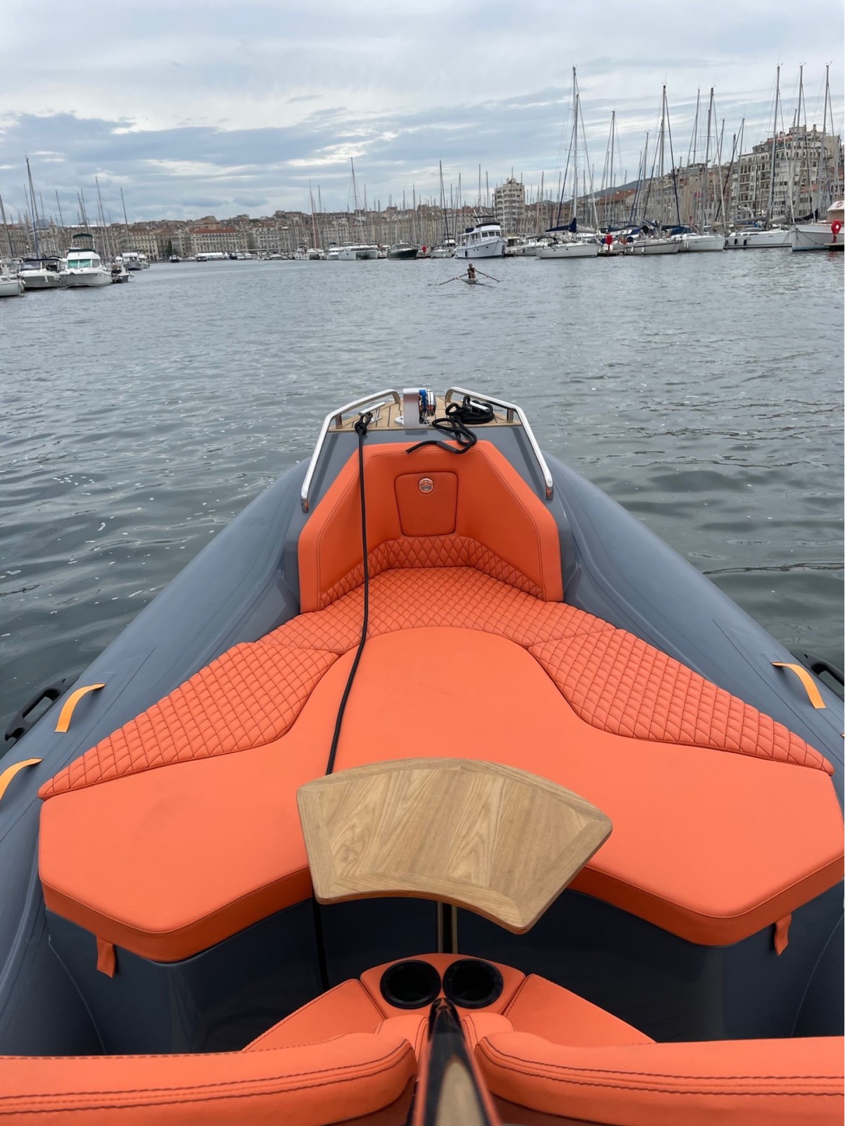 VENDU SEMI-RIGIDE ESPADON BARRACUDA 700 2022 FULL OPTIONS A MARSEILLE OCCASION + YAMAHA F225BETX 2022