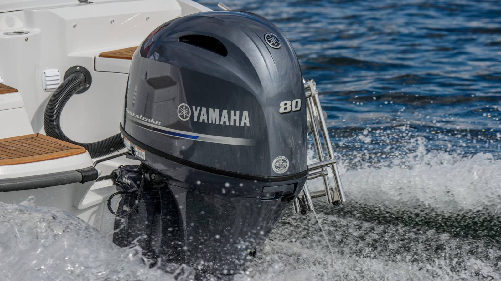 Moteur hors bord YAMAHA MARINE F80 LB / XB SUR MARSEILLE LES ARNAVAUX