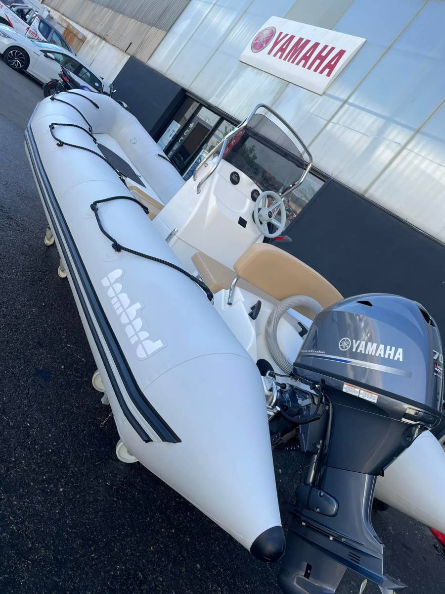 Prix pour bateau moteur semi rigide d'occasion à Marseille