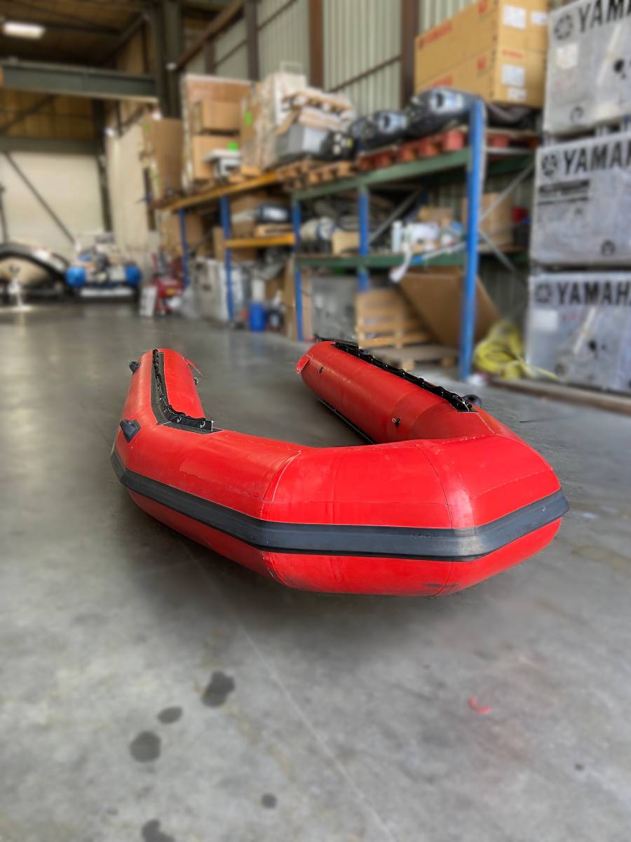 VENDU FLOTTEUR OCCASION NEOPRENE ZODIAC PRO 500 ROUGE 5m A MARSEILLE