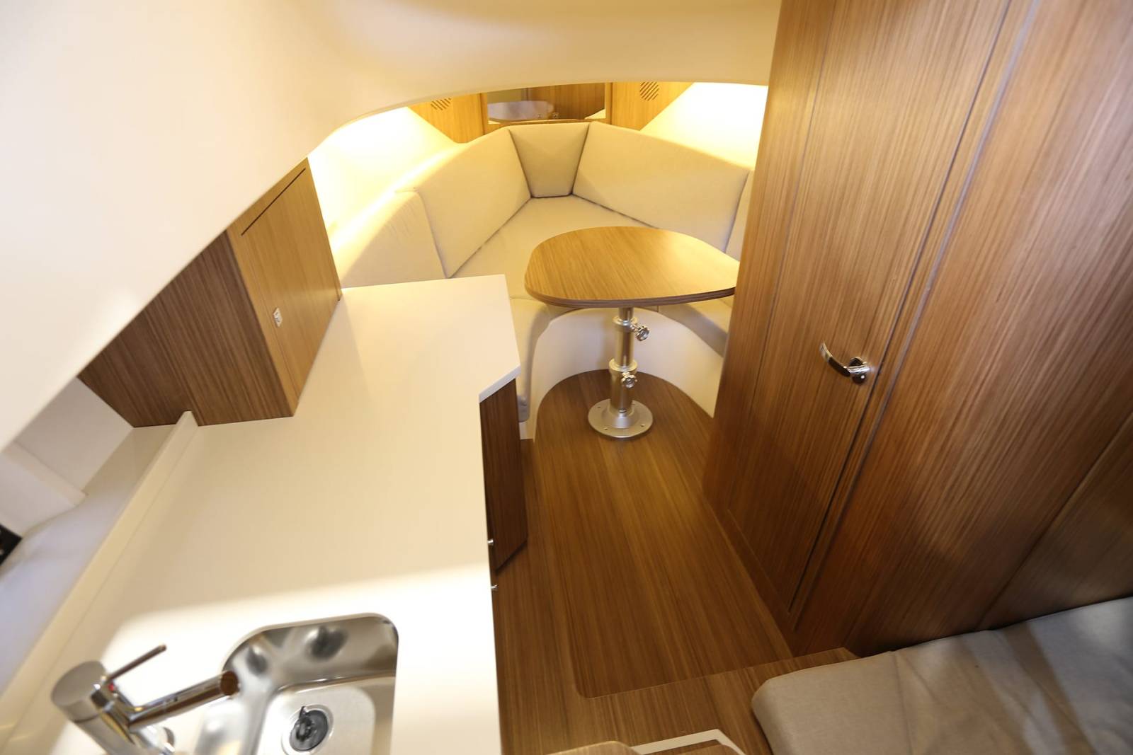 PACK CAPELLI CAP 33 WA + TWIN YAMAHA F200XCA 2024 A MARSEILLE