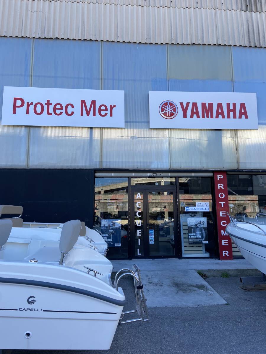 Où faire réparer mon bateau semi rigide à Marseille ?