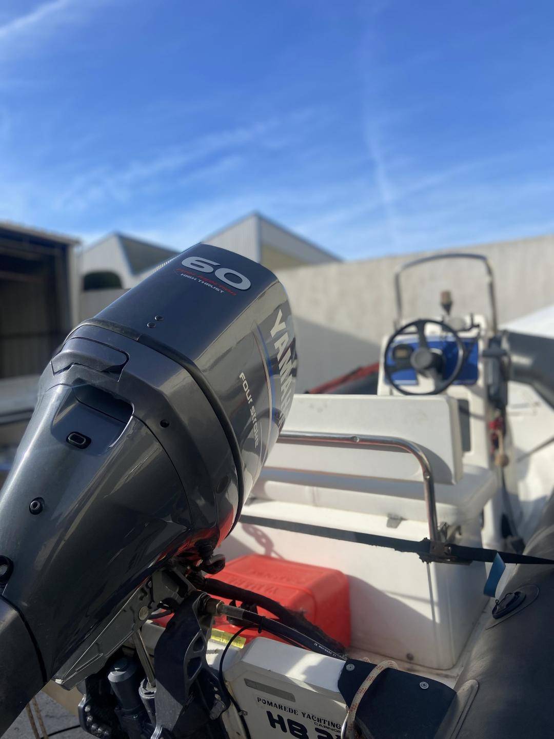 pack occasion semi rigide près de cassis