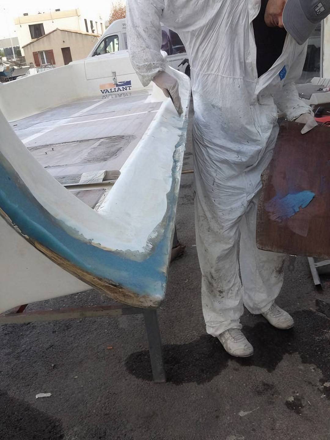 Réparation et fabrication polyester