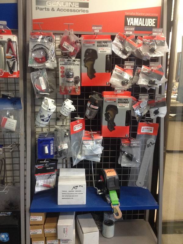 Ventes de pièces d'origine Yamaha et accessoires sur marseille