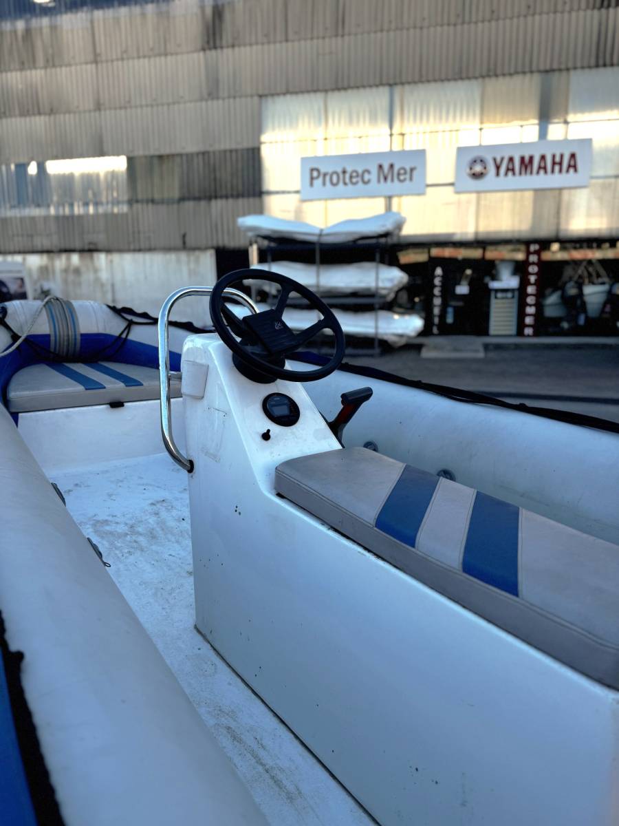 VENDU PACK OCCASION SEMI-RIGIDE FALCON + MOTEUR YAMAHA 50CV + REMORQUE