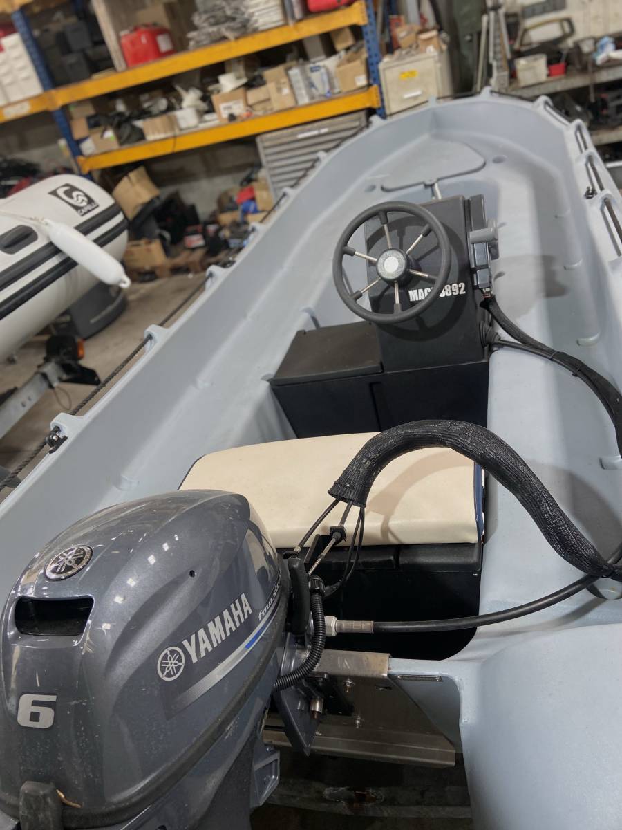 WHALY 435 SANS PERMIS VENDU SANS MOTEUR