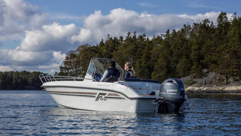 Moteur hors bord YAMAHA MARINE F80 LB / XB SUR MARSEILLE LES ARNAVAUX