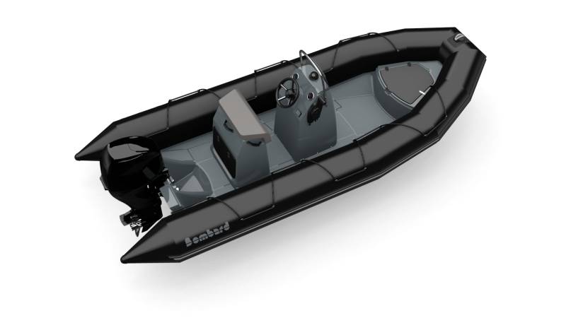 PACK BATEAU SEMI RIGIDE BOMBARD EXPLORER 500 GRIS OU NOIR + YAMAHA F50 HETL + REMORQUE PRIX 18 990 €