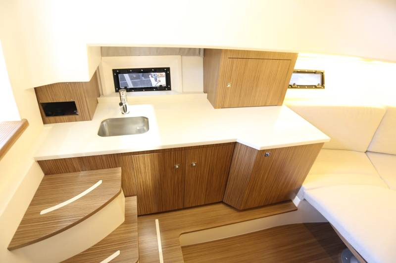 PACK CAPELLI CAP 33 WA + TWIN YAMAHA F200XCA 2024 A MARSEILLE