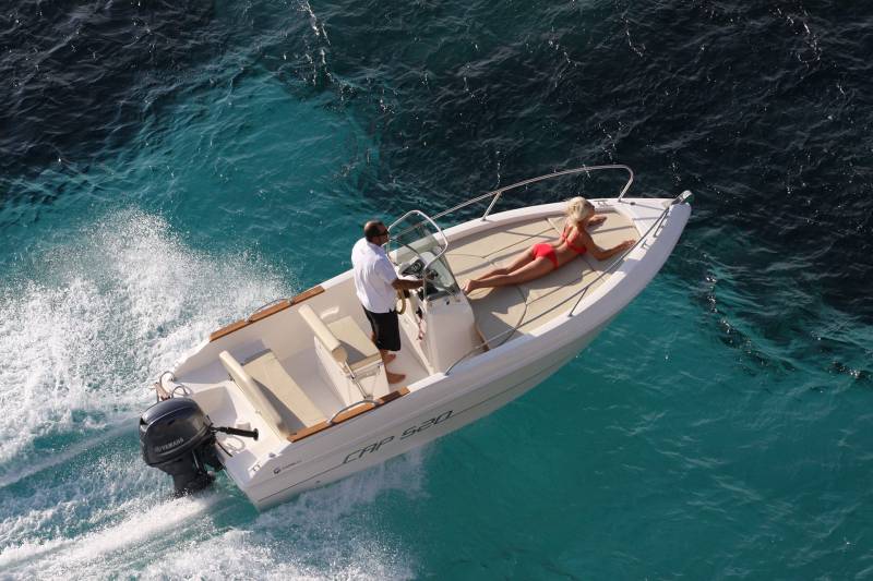 PACK CAPELLI CAP 520 OPEN + YAMAHA F50HETL 2024 A MARSEILLE