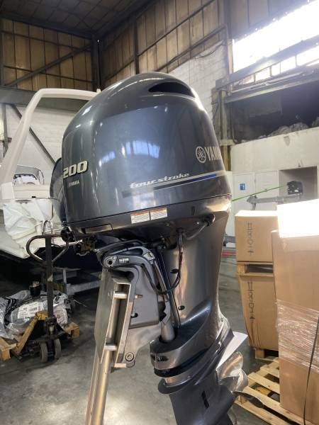 OCCASION MOTEUR YAMAHA F200FETX A MARSEILLE