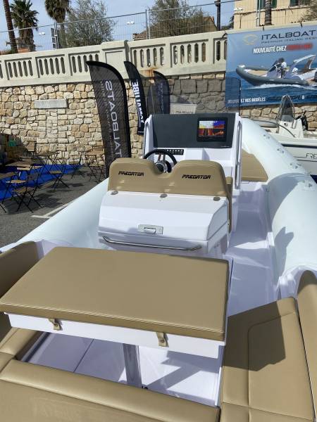 équipement italboats 700 à marseille