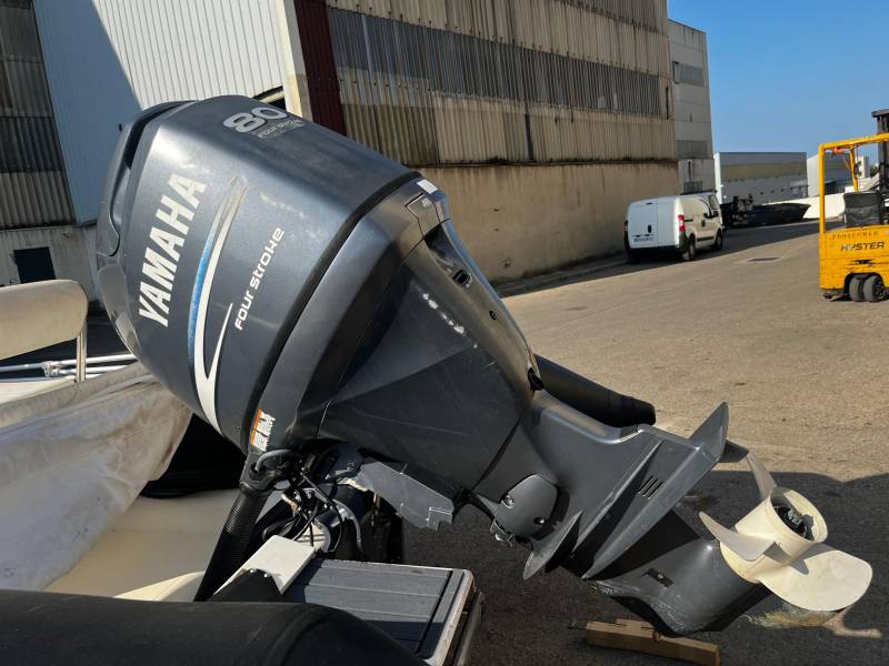 moteur yamaha sur occasion bombard 550 vers la ciotat