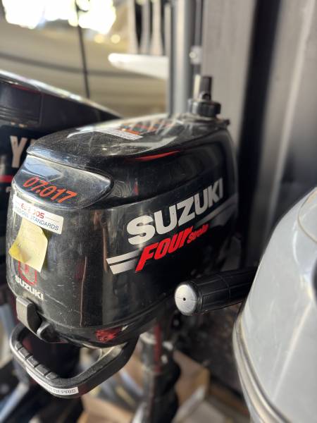 OCCASION MOTEUR SUZUKI 6CV A MARSEILLE