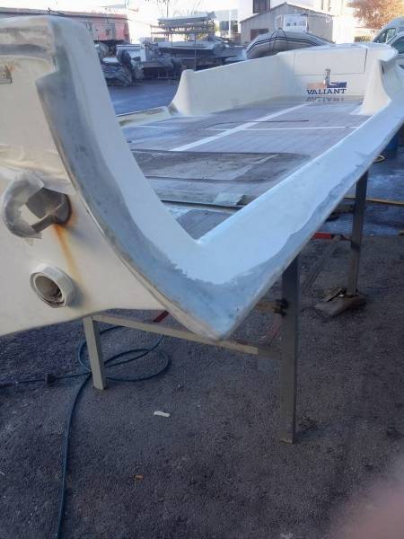 Réparation et fabrication polyester