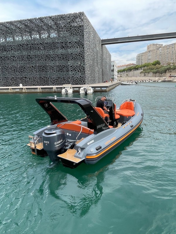 VENDU SEMI-RIGIDE ESPADON BARRACUDA 700 2022 FULL OPTIONS A MARSEILLE OCCASION + YAMAHA F225BETX 2022